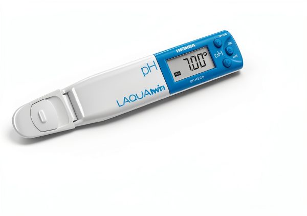 HORIBA LAQUAtwin EC-33 Pocket Conductivity Meter 0‑199.9 mS/cm Range-1